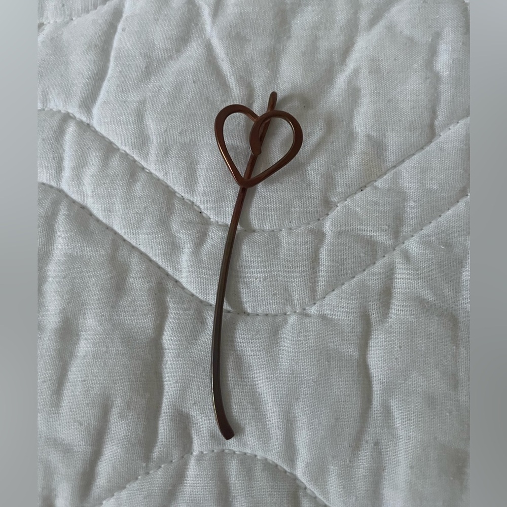 NWOT Handcrafted Copper Heart Shaped Shawl/Lapel Pin